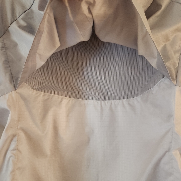 NIKE Wind Breaker - Picture 6 of 11